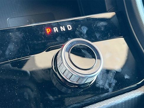 New 2025 Jeep Grand Cherokee Altitude image 21