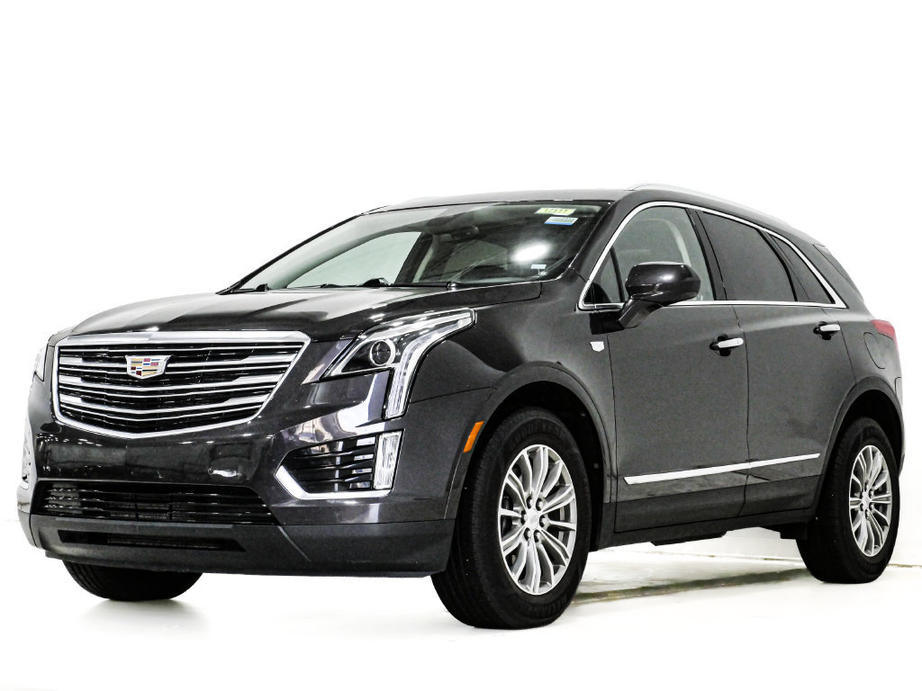 Used 2018 Cadillac XT5 Luxury w/ Driver Awareness Package FWD image 3
