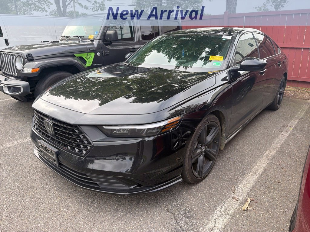 Used 2024 Honda Accord Sport image 1