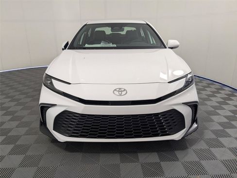 New 2026 Toyota Camry SE image 3
