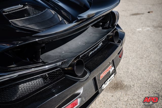Used 2019 McLaren 720S RWD image 34
