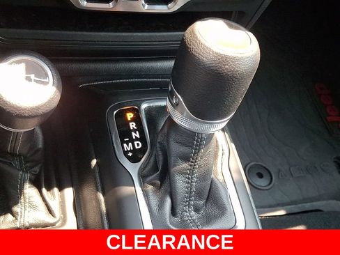 Used 2024 Jeep Wrangler Unlimited Sahara w/ Safety Group AWD/4WD image 15
