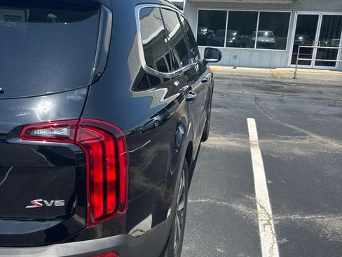 Used 2020 Kia Telluride S FWD image 3