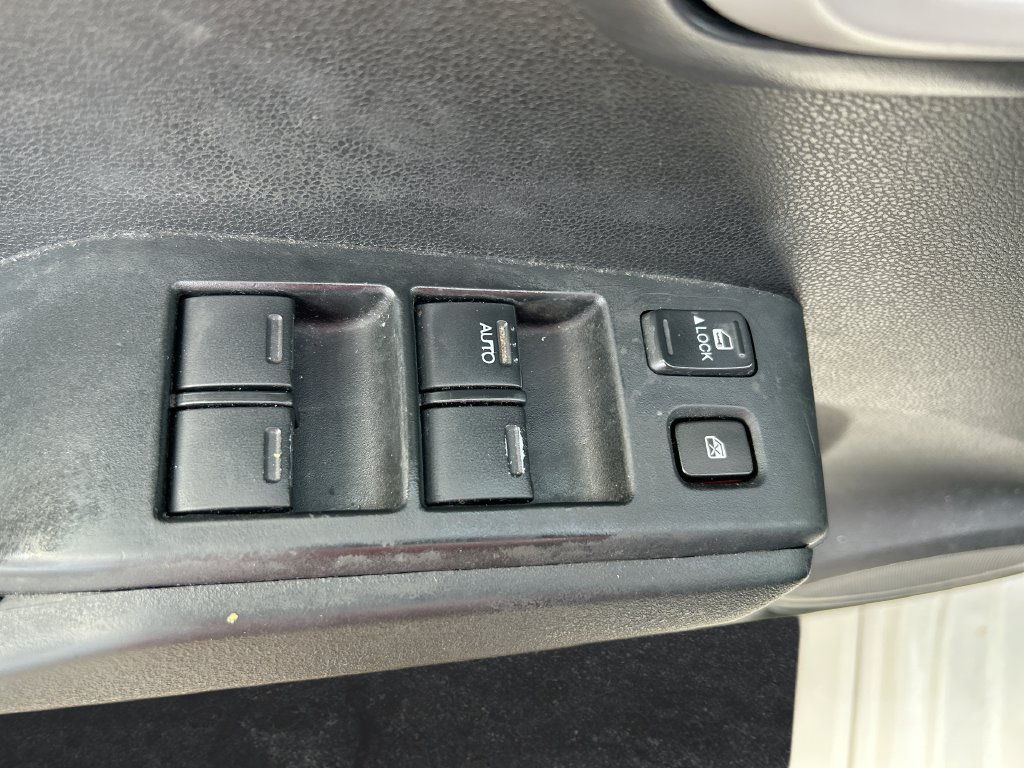 Used 2012 Honda Fit Sport image 12
