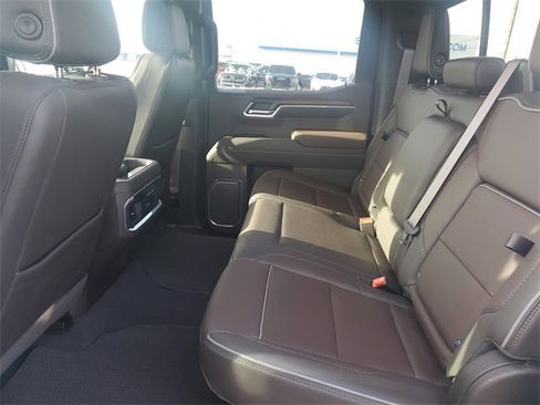 Used 2025 GMC Sierra 1500 Denali w/ Technology Package image 24