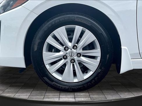 Used 2025 Nissan Sentra S FWD image 31