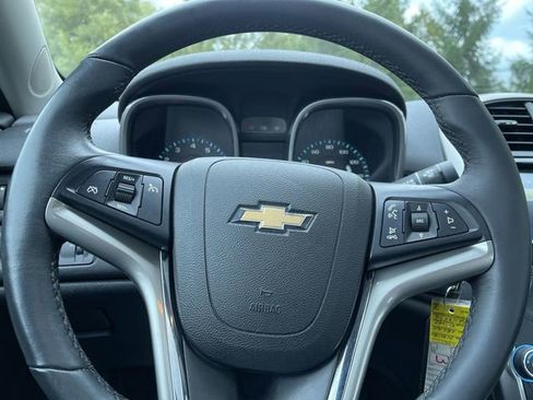 Used 2015 Chevrolet Malibu LTZ image 12