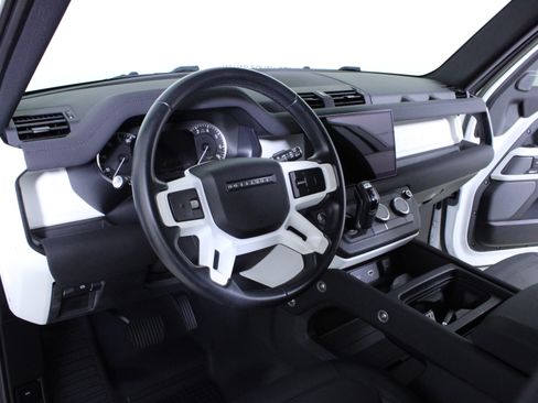 Used 2023 Land Rover Defender 110 S AWD/4WD image 19