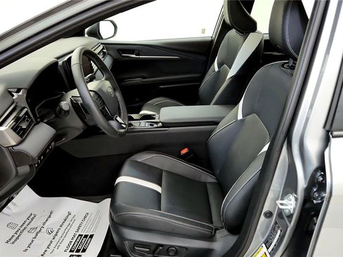 Certified 2025 Toyota Camry SE image 16