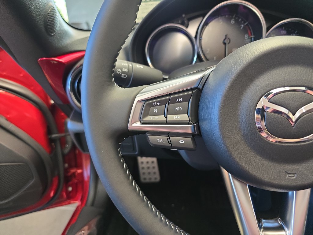 New 2026 MAZDA MX-5 Miata Club w/ Interior Package RWD image 22