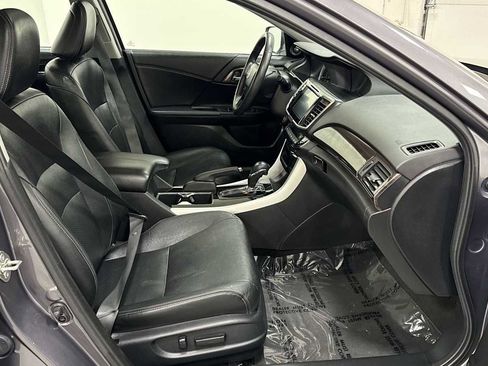 Used 2016 Honda Accord EX-L image 29