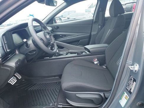 New 2026 Hyundai Elantra Sport FWD image 9