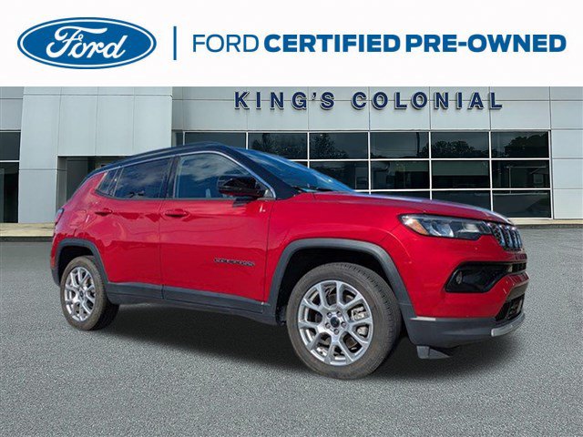 Used 2025 Jeep Compass Limited AWD/4WD image 1