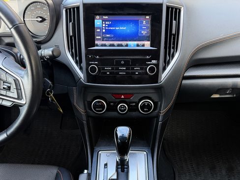 Used 2023 Subaru Crosstrek 2.0i Premium image 8