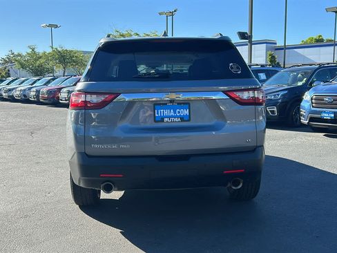 Used 2021 Chevrolet Traverse LT AWD/4WD image 6