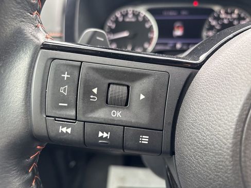 Used 2023 Nissan Pathfinder Rock Creek AWD/4WD image 20