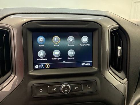 Used 2019 Chevrolet Silverado 1500 Custom Trail Boss w/ Custom Convenience Package AWD/4WD image 16