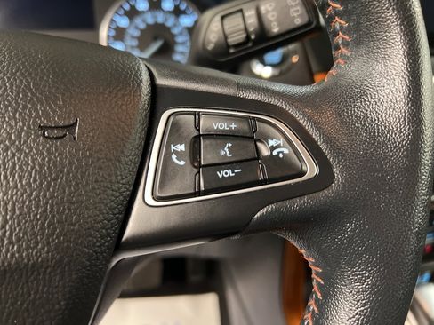 Certified 2022 Ford EcoSport SE w/ SE Appearance Package image 20