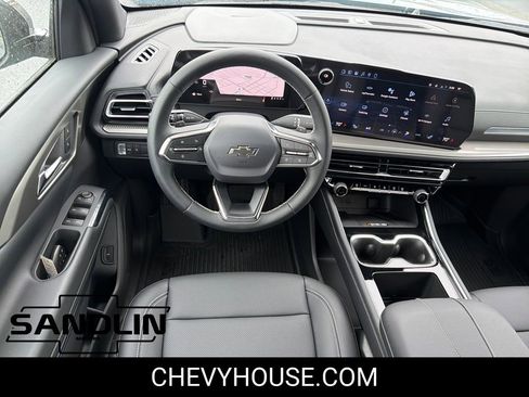 New 2026 Chevrolet Traverse LT w/ Midnight/Sport Edition image 13