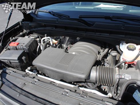 Used 2025 Chevrolet Tahoe High Country AWD/4WD image 34
