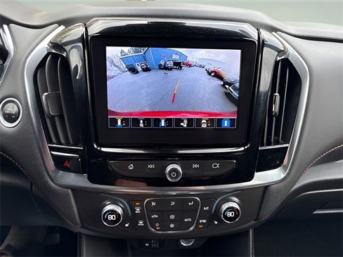 Used 2023 Chevrolet Traverse RS image 16