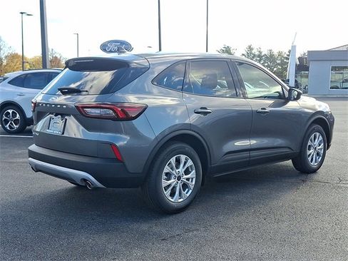 New 2026 Ford Escape Active image 3
