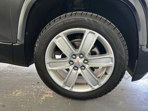 Used 2019 GMC Acadia Denali w/ Technology Package AWD/4WD image 11
