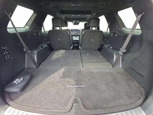 Used 2025 Hyundai Palisade Calligraphy AWD/4WD image 13