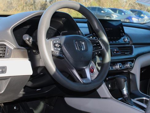 Used 2019 Honda Accord LX image 14