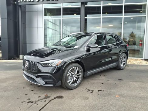 New 2026 Mercedes-Benz GLA 35 AMG 4MATIC image 2