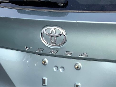 Used 2010 Toyota Venza image 26