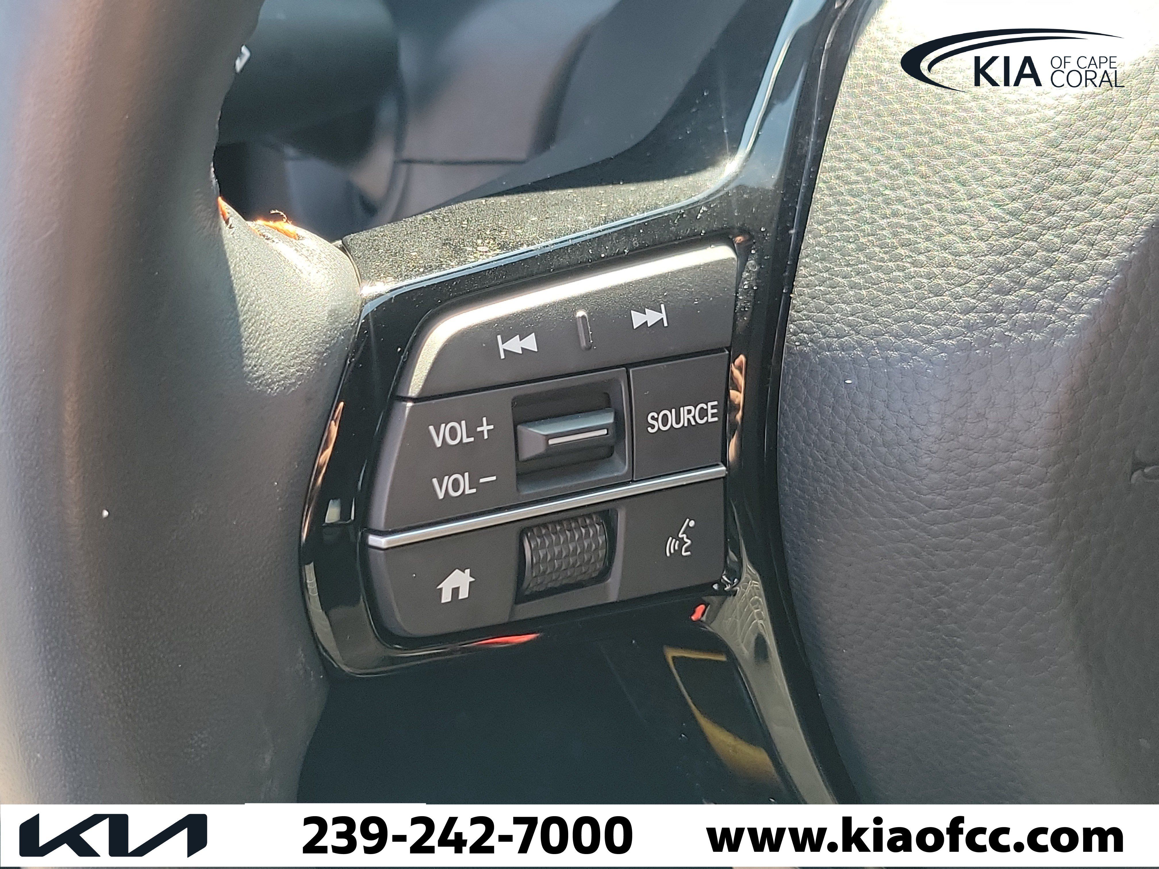 Used 2024 Honda HR-V Sport image 26