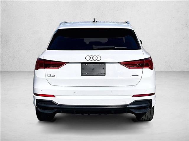 Used 2021 Audi Q3 2.0T Premium w/ Convenience Package AWD/4WD image 4