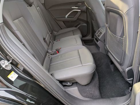 Used 2025 Audi Q5 Premium Plus w/ Premium Plus image 34