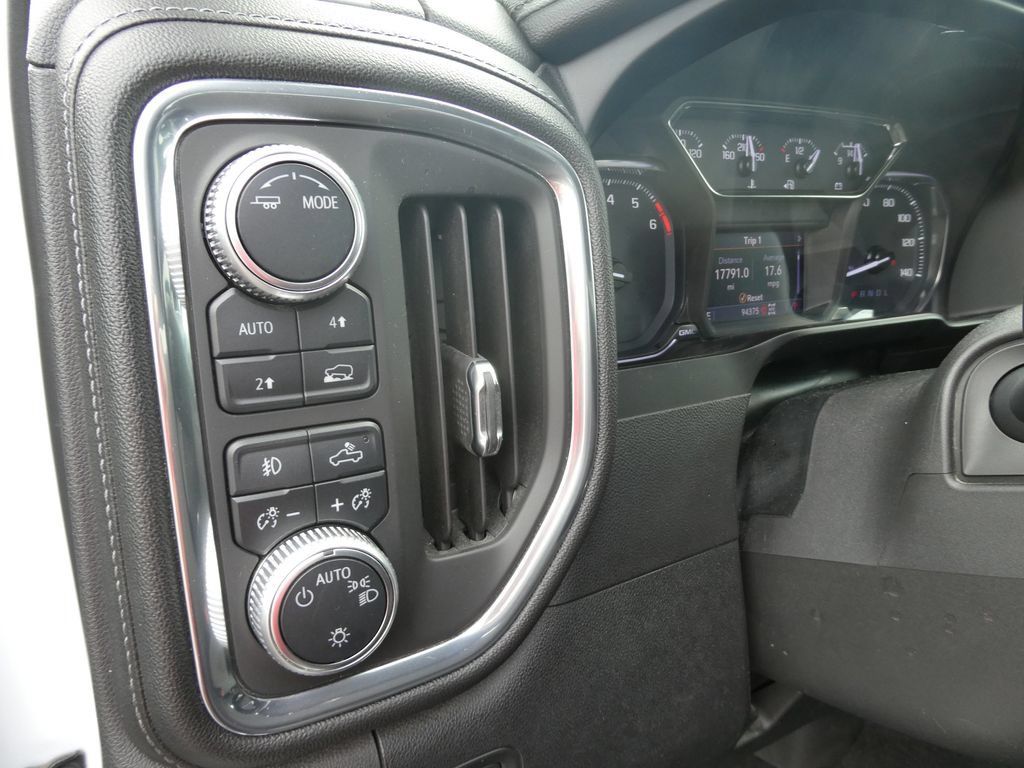 Certified 2020 GMC Sierra 1500 Elevation w/ Elevation Value Package AWD/4WD image 27