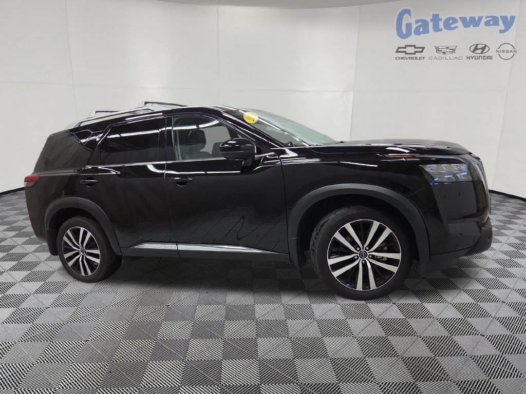 Used 2025 Nissan Pathfinder Platinum AWD/4WD 360° Tour