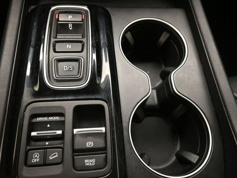 Certified 2025 Honda Pilot EX-L image 31
