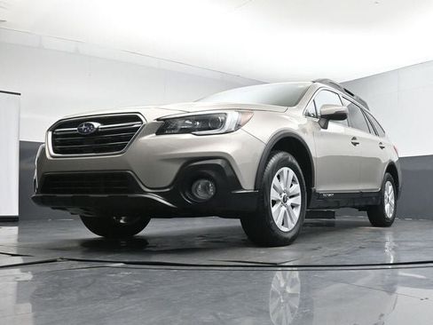 Used 2018 Subaru Outback 2.5i Premium image 29