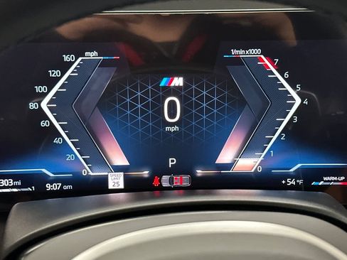 Used 2026 BMW X7 xDrive40i w/ Executive Package image 25