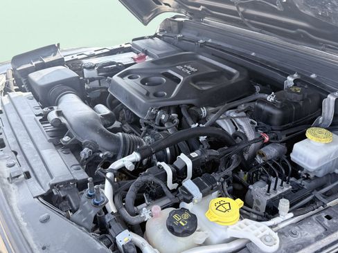 Used 2021 Jeep Wrangler Unlimited Rubicon image 16