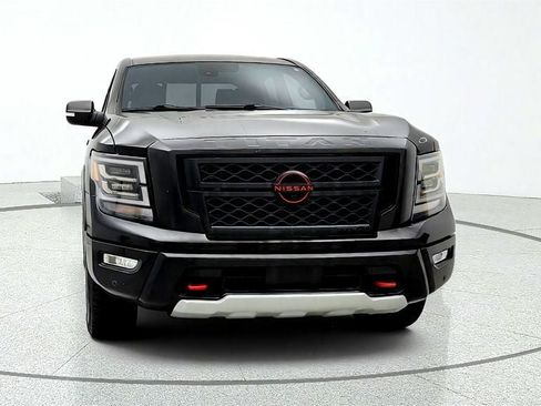Used 2024 Nissan Titan PRO-4X w/ Pro-4x Convenience Package AWD/4WD image 2