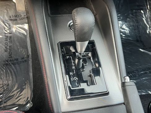 Used 2025 Mitsubishi Outlander Sport ES AWD/4WD image 30