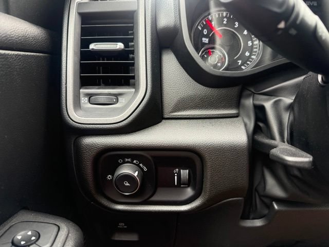 Used 2025 RAM 1500 Tradesman AWD/4WD image 21