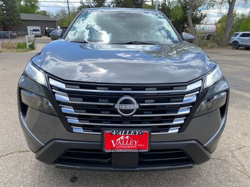 Certified 2025 Nissan Rogue SV AWD/4WD image 8