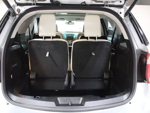 Used 2016 Ford Explorer Platinum AWD/4WD image 13