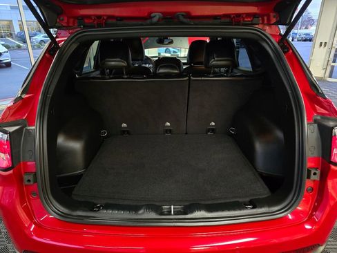 Used 2023 Jeep Compass Trailhawk w/ Trailhawk Convenience Group image 17