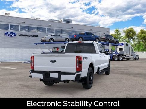 New 2026 Ford F250 Lariat w/ Black Appearance Package AWD/4WD image 9