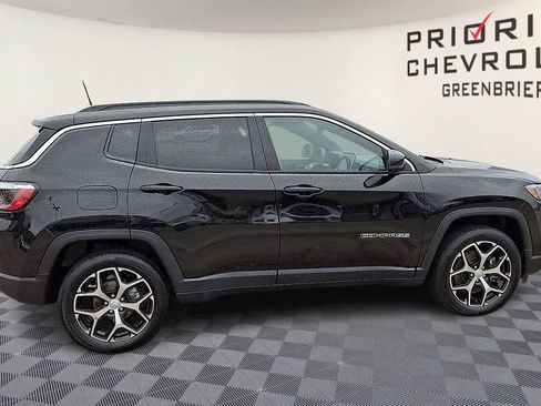 Used 2024 Jeep Compass Limited image 9