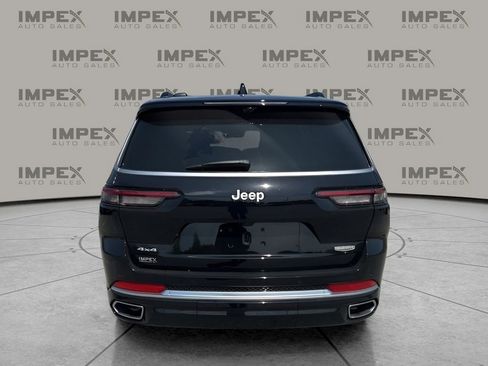 Used 2025 Jeep Grand Cherokee L Summit image 4