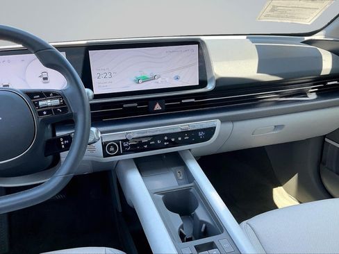 Used 2023 Hyundai Ioniq 6 SEL RWD image 6